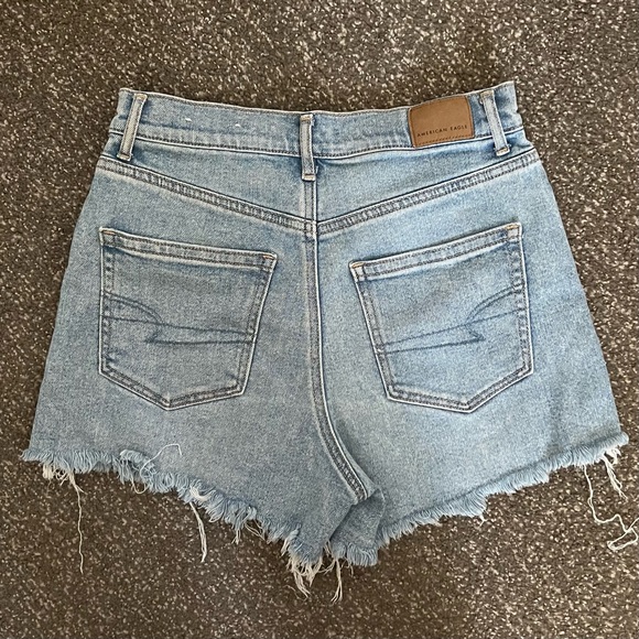 American Eagle Highest Rise Boyfriend Short - Picture 3 of 3